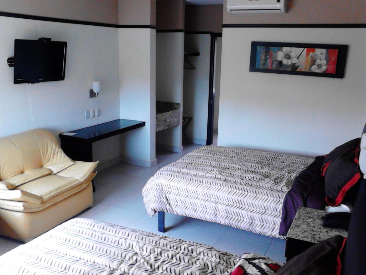 Jalyd Inn Irapuato Exterior foto