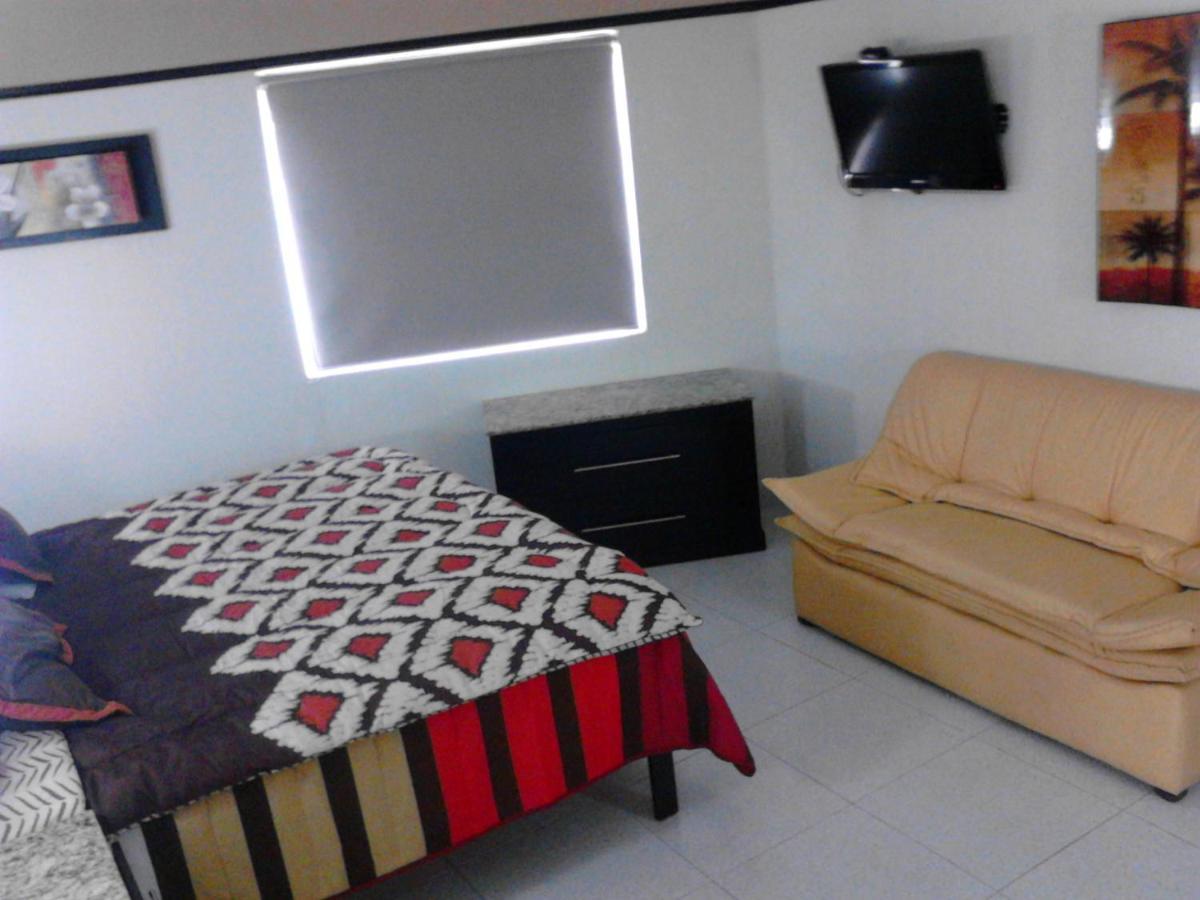 Jalyd Inn Irapuato Exterior foto