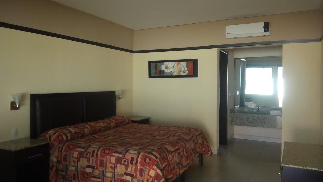 Jalyd Inn Irapuato Exterior foto